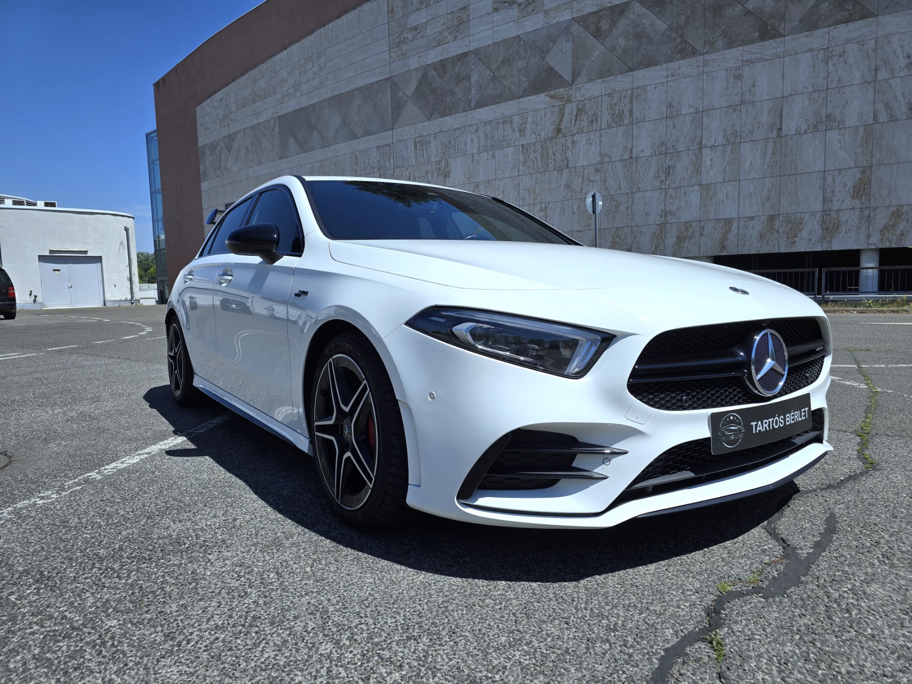 Mercedes A35 AMG (4)