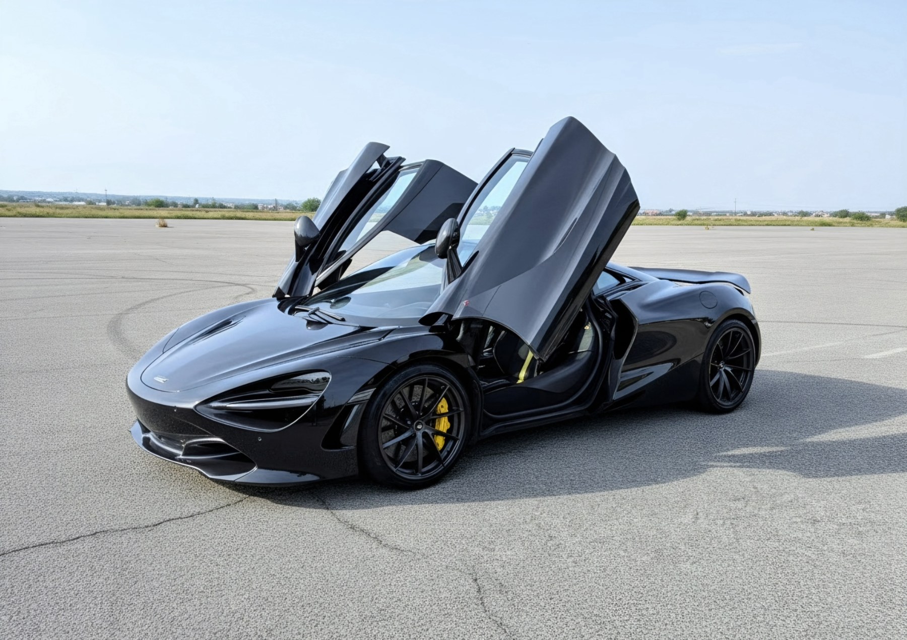 McLaren 720s (1)