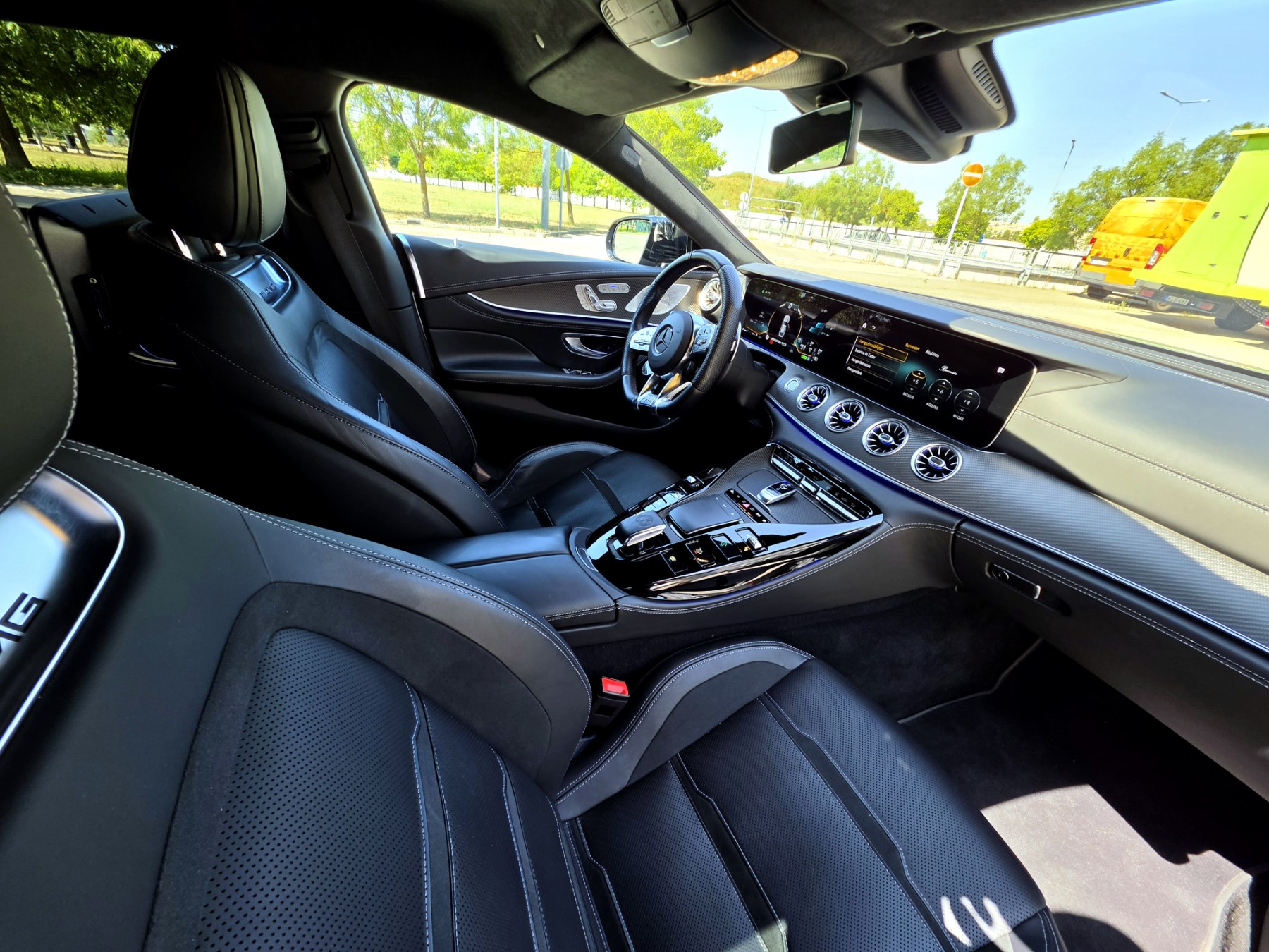 Mercedes - Benz GT53 AMG (8)
