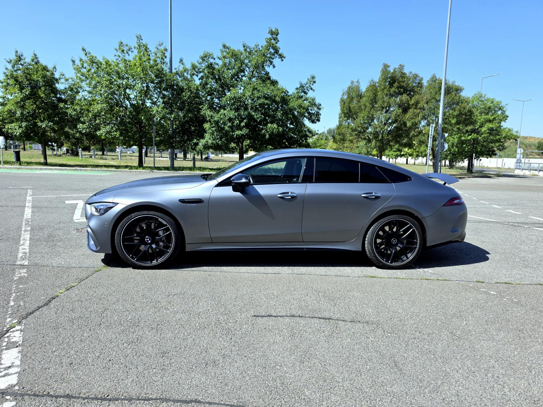Mercedes - Benz GT53 AMG (9)