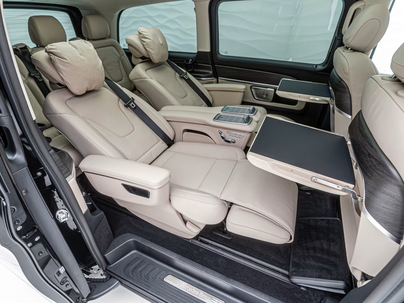 Mercedes V300d VIP (19)